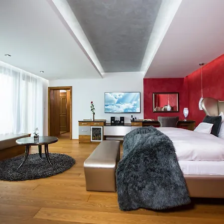 Hotel Wellness V Nebi 5*