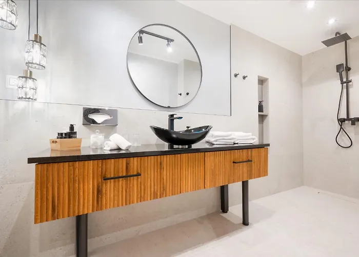 Hotel Wellness V Nebi Kořenov